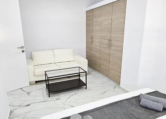 Urban Comfort Apartment