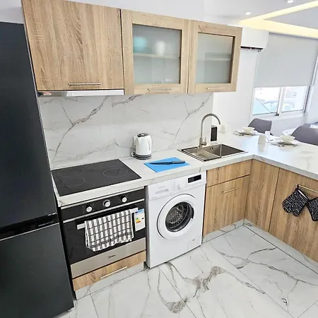 Urban Comfort Apartment Larnaca Exterior photo
